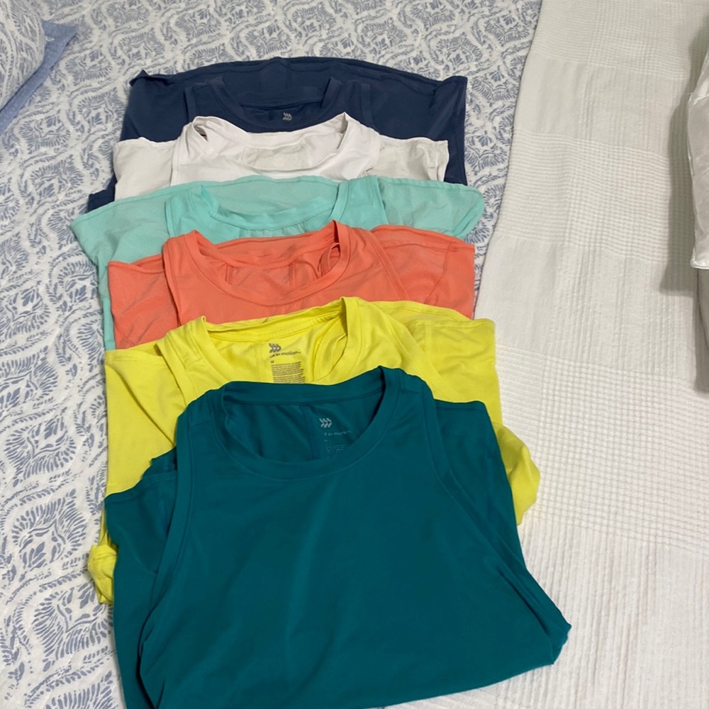 6 medium tank tops